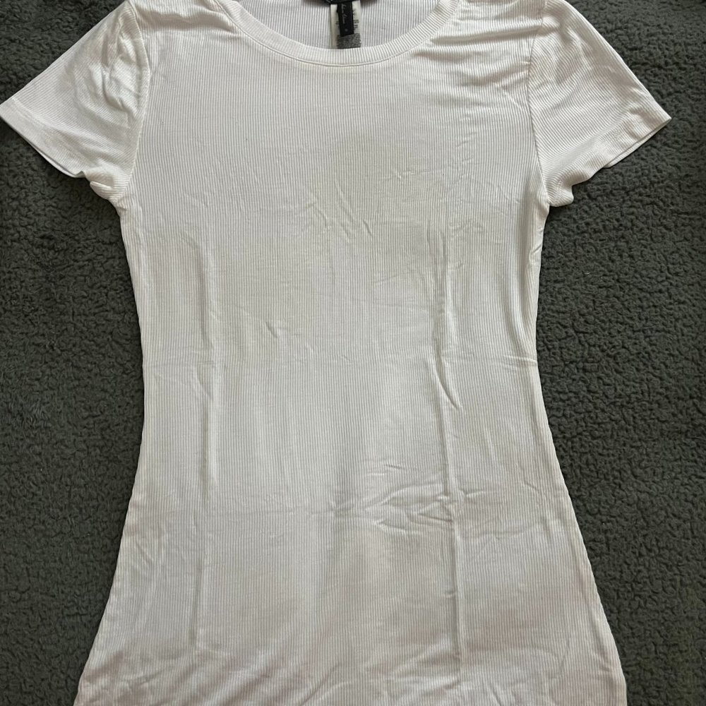 BCBG Ribbed Knit Shirt Sleeve, Size S, White